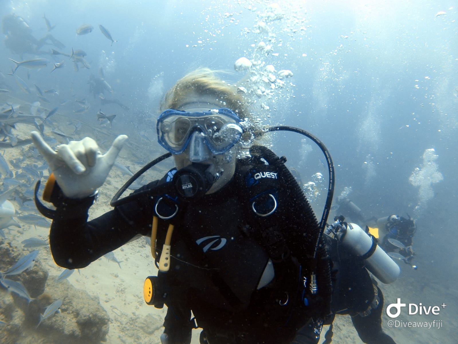 Happy Diveaway Fiji